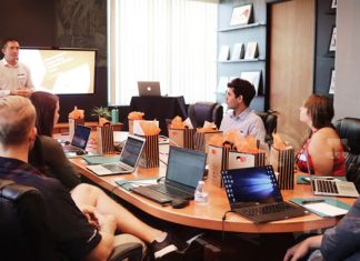 Thinking of creating a broker co-operation program for your new lowrise site? Think twice. Thinking of creating a broker co-operation program for your new lowrise site? Think twice.